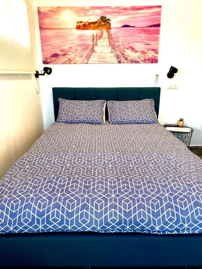 Sea View Cozy Apartment Haifa Luaran gambar