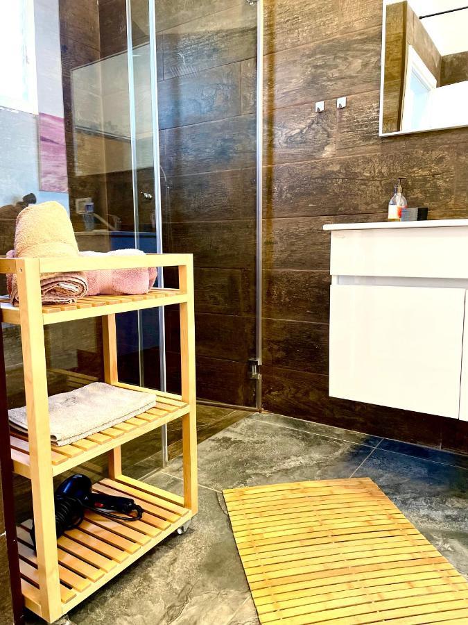 Sea View Cozy Apartment Haifa Luaran gambar